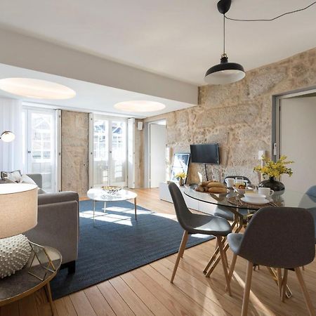 Lovelystay - Sao Domingos Apartment Porto Luaran gambar