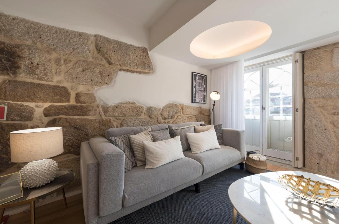 Lovelystay - Sao Domingos Apartment Porto Luaran gambar