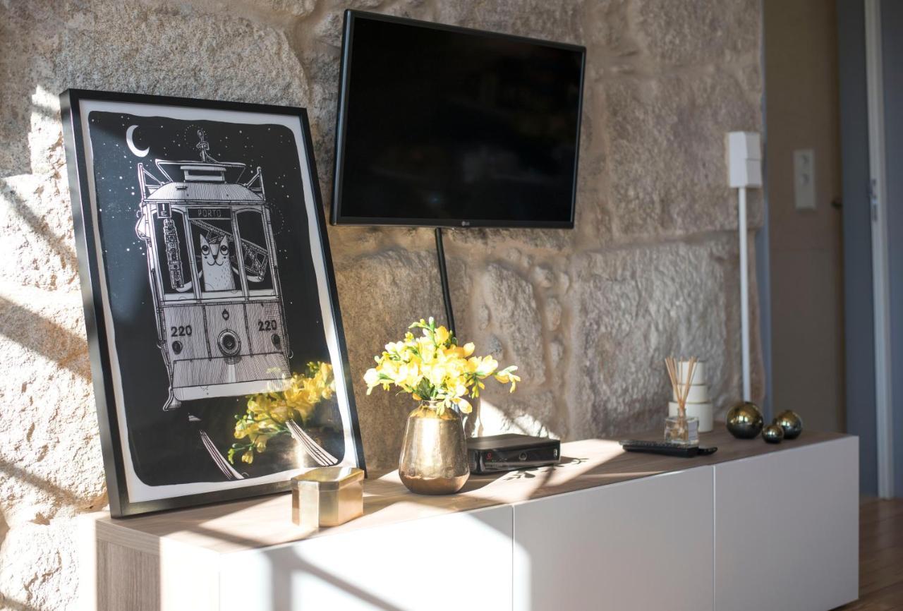 Lovelystay - Sao Domingos Apartment Porto Luaran gambar